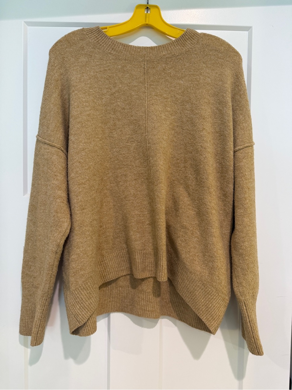 VINCE CAMUTO Cozy Oversized Women's Sweater in Camel-Size L